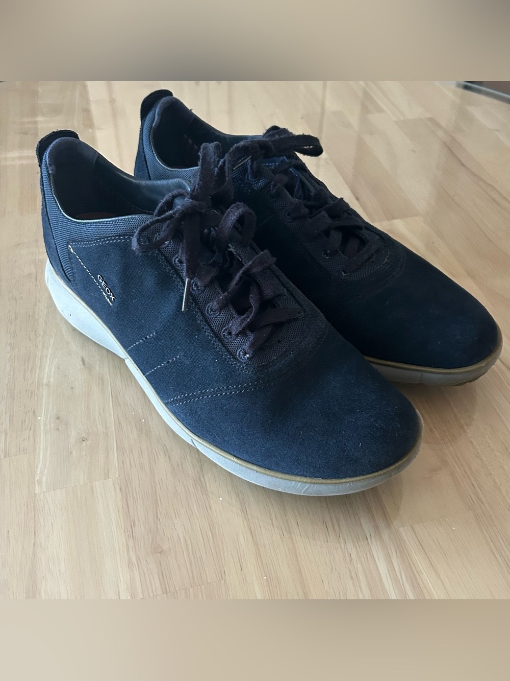 Geox Men’s Navy Blue Suede Lace-Up Sneakers Size 10